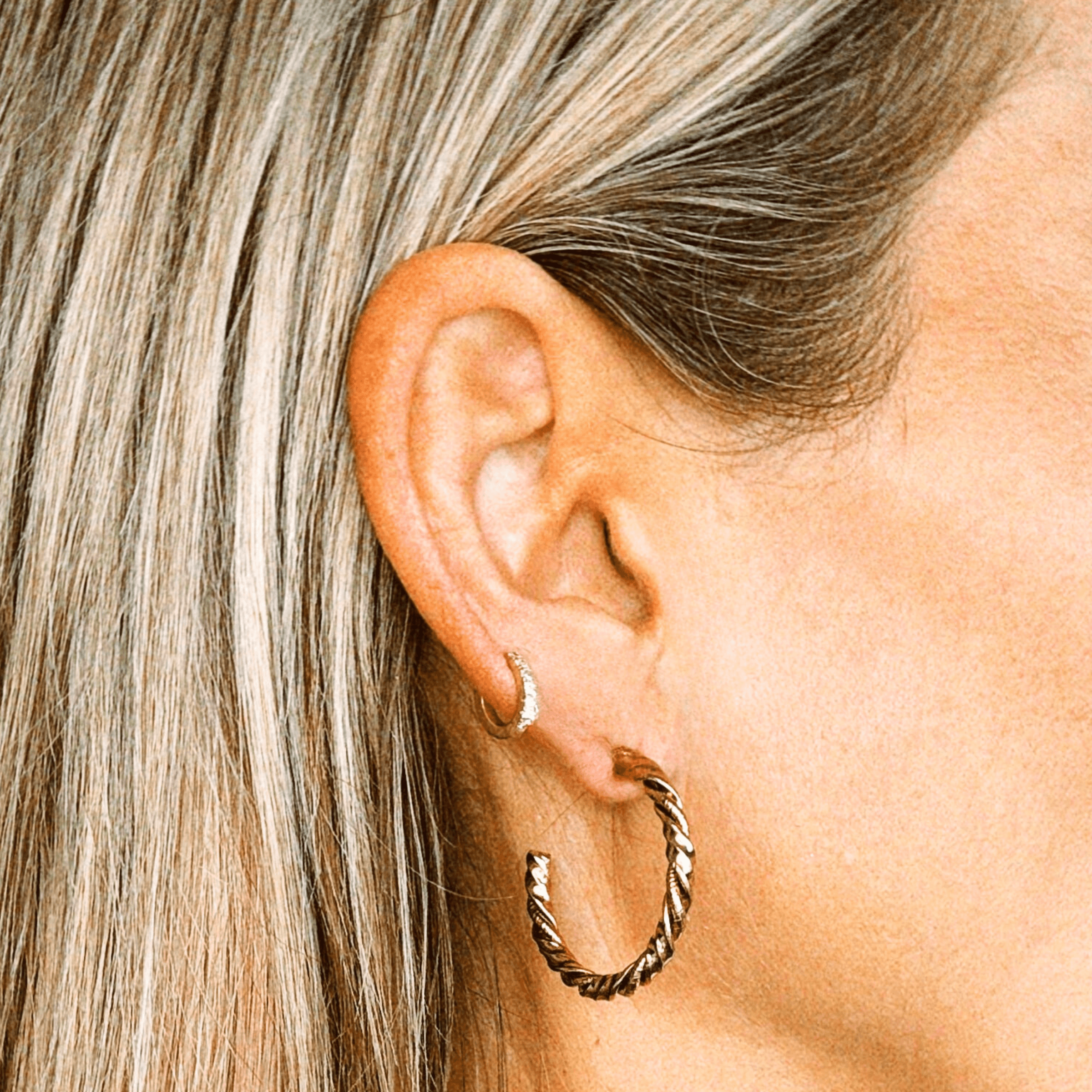 Twisted hoops oorringen - Oorbellen - BANDIT JEWEL JUNKIE